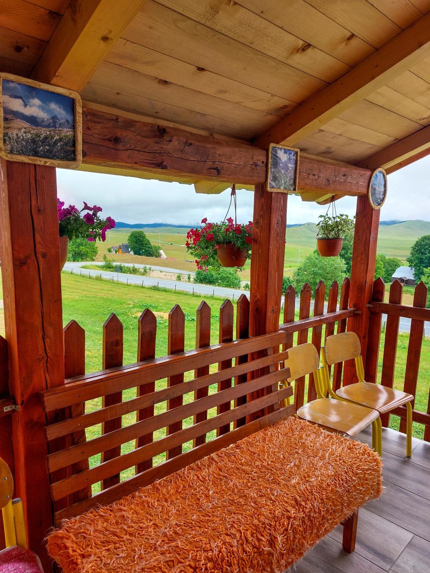 Domacinstvo Krstajic - Rural Holiday Žabljak Eksteriør billede