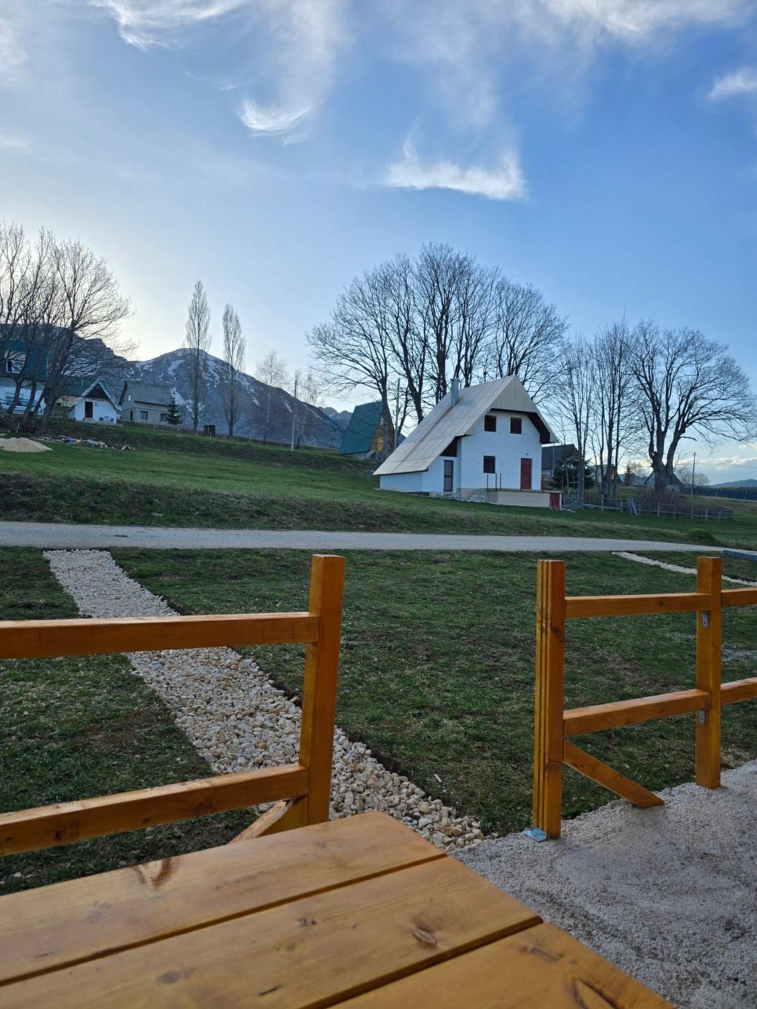 Domacinstvo Krstajic - Rural Holiday Žabljak Eksteriør billede